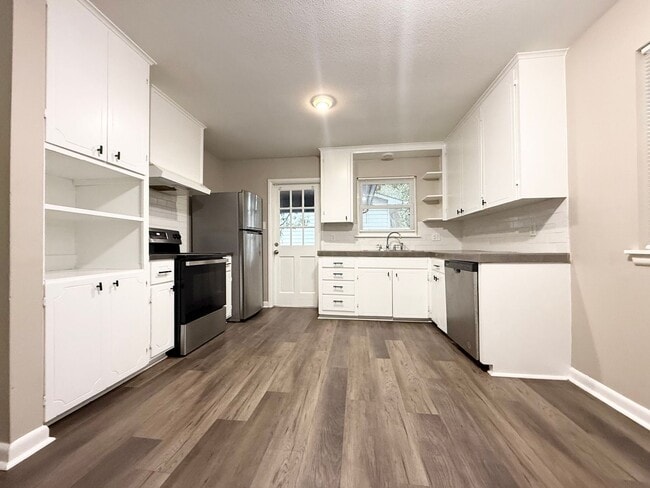 Photo - 5202 Nelbrook Dr