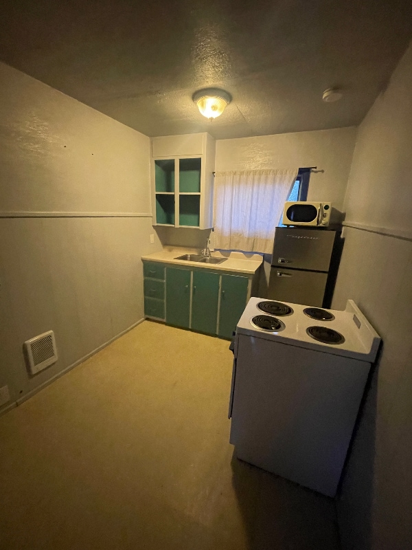 Photo - 14847 Montana Hwy 35 Unidad 3