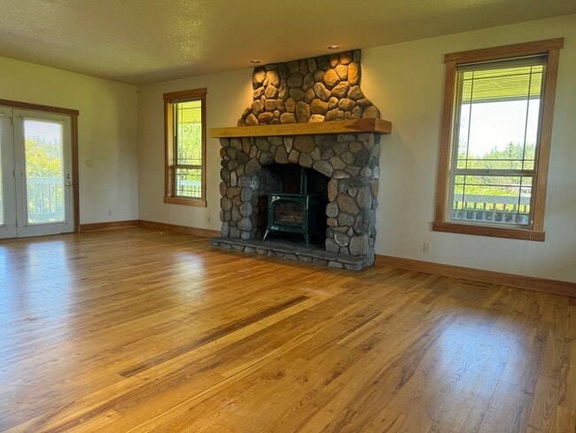 Photo - Make this beautiful country home yours! Our home is available for immediate rent.