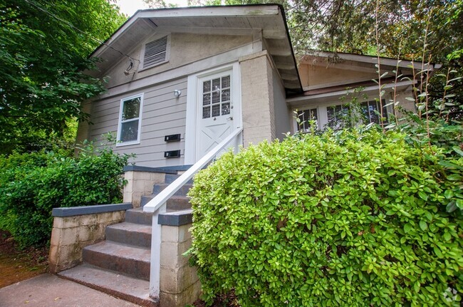 Building Photo - 929 Greenwood Ave NE Rental