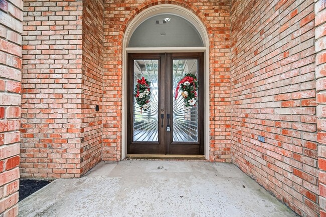 Photo - 4910 Waterbeck St