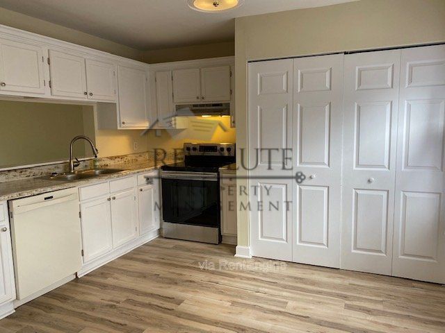 Photo - 7741 Ohmann Ct