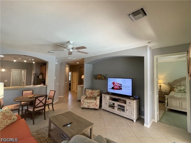 Photo - 10630 Camarelle Cir