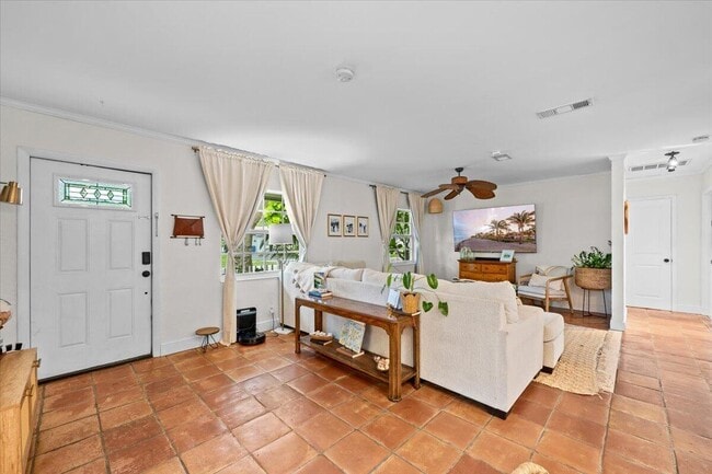 Photo - 710 Cree St