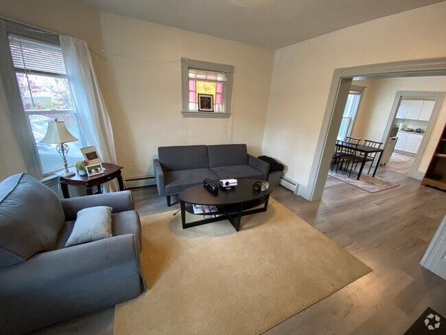 Building Photo - 16 White Street Pl Unit 1 Rental