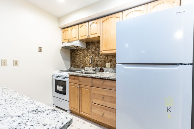 Photo - 1100 Beacon St Unit G4