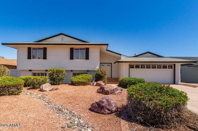 Building Photo - 1628 E Hermosa Dr