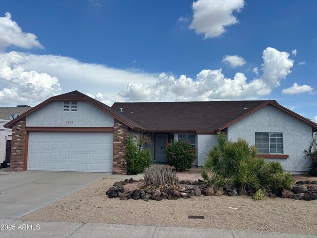 Building Photo - 5552 W Shangri La Rd Rental