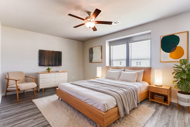 Photo - Lakewood Manor