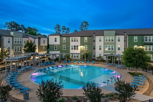 Building Photo - The Heights Rental