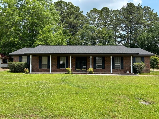 Building Photo - 1825 Edwardian Way