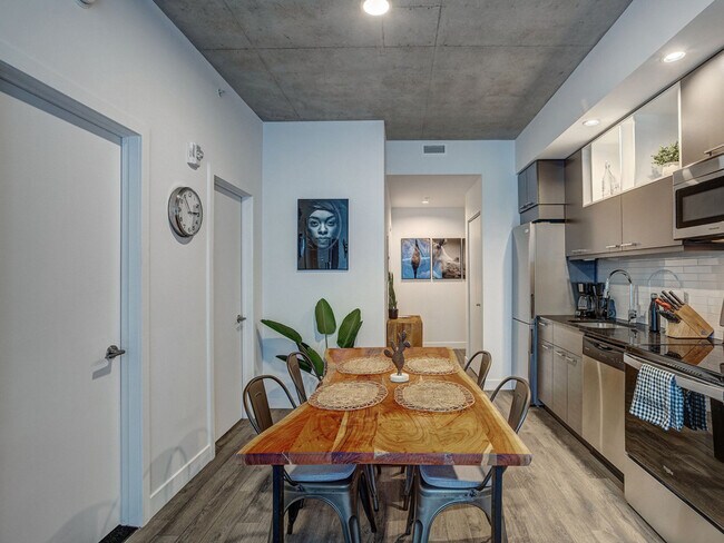 Photo - 510 Richards St Unité SI ID1358023P