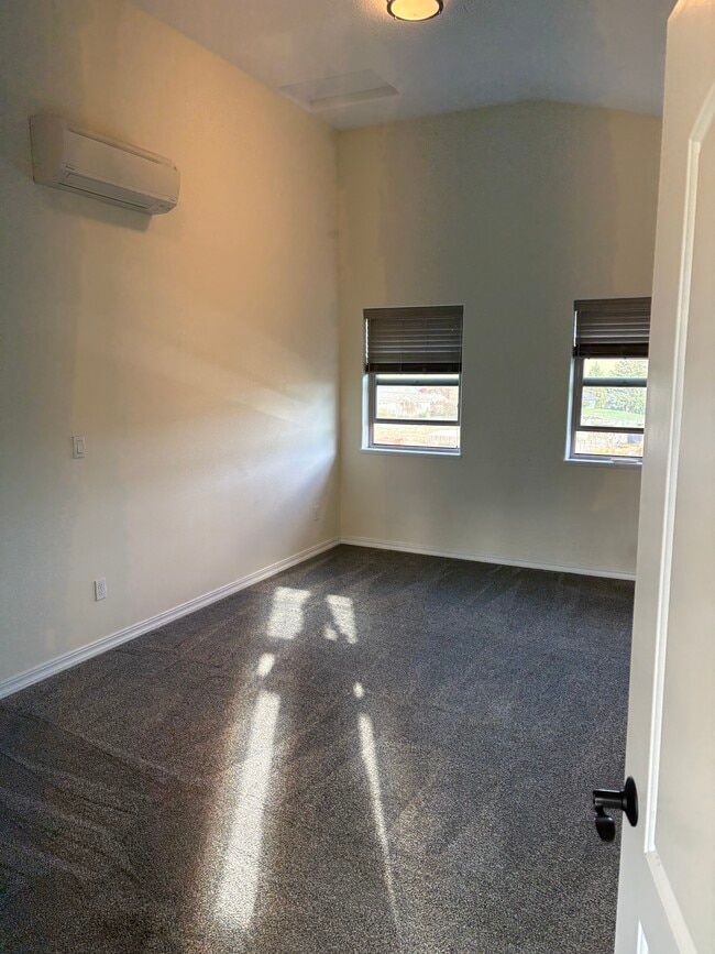 Photo - 40197 SW Nelson Dr