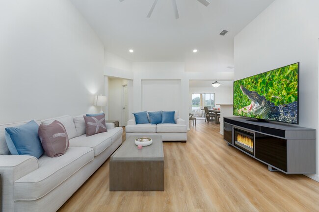 Photo - 4540 Bellaluna Dr