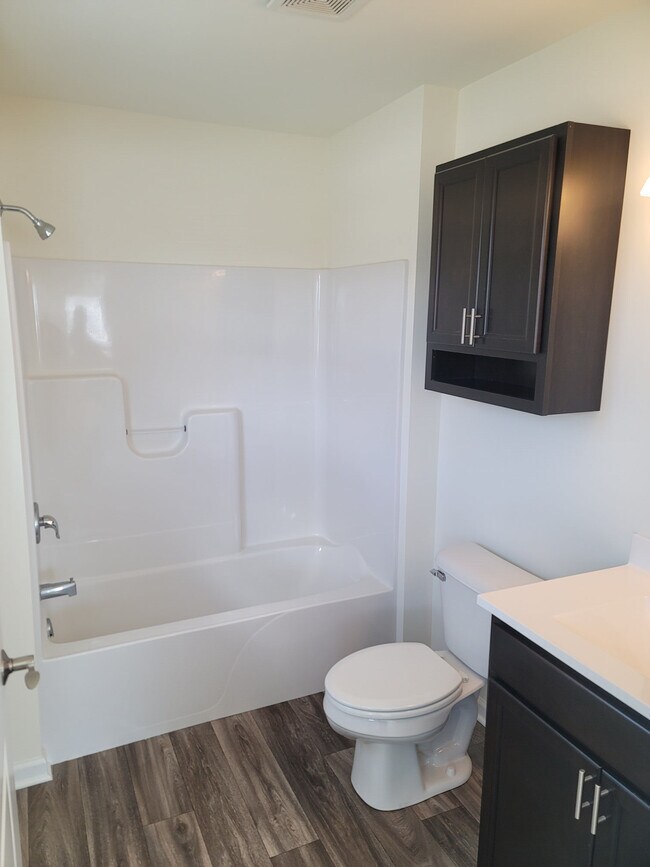 Photo - Meadowview Condominiums