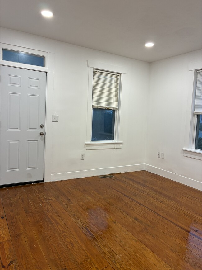 Living Room - 1630 Rothsville Rd