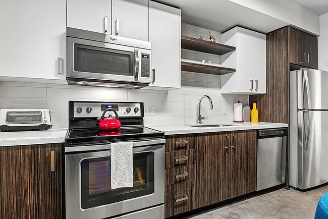 Photo - Tanner Flats Apartments