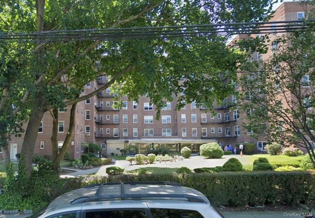84-50 169th St Unit 319