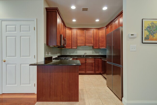 Photo - 115 Pond View Dr