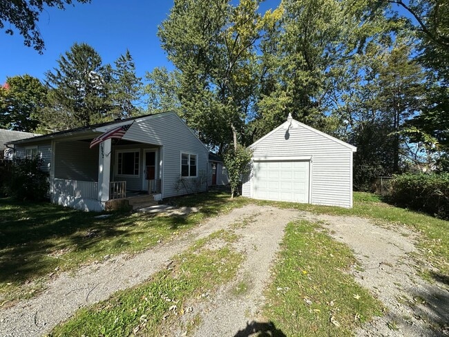Photo - 1922 W Washington- Single Family Home