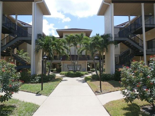 Photo - 11300 Caravel Cir Unit 210