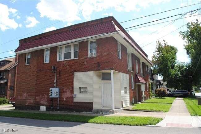 Building Photo - 3173 W 38th St Rental