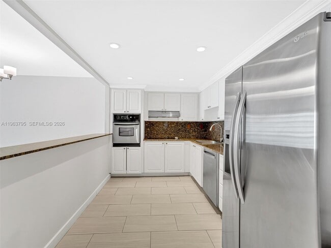 Photo - 19380 Collins Ave Unit 1005