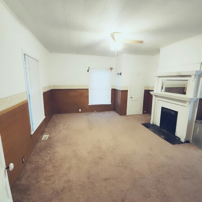 Photo - 302 Dahl St Unidad A