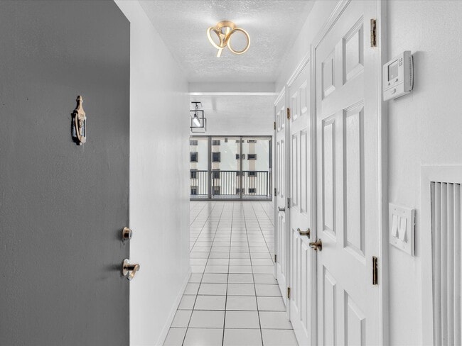 Photo - 2655 Collins Ave Unit 1710