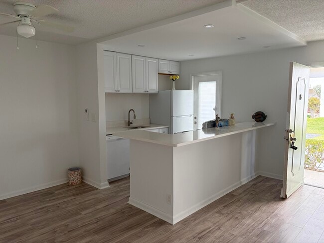 Building Photo - 3600 N Ocean Dr Unit 124
