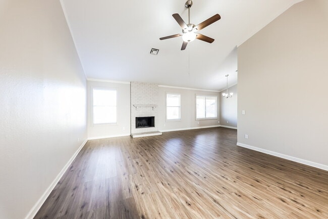 Photo - 6528 W Grandview Rd