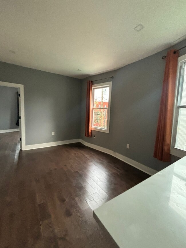 Photo - 808 S 17th St Unidad 2