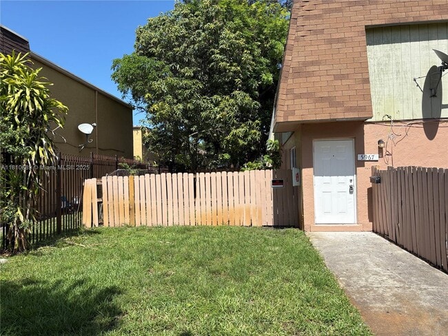 Photo - 5967 NW 23rd St Apartment Unit N/A