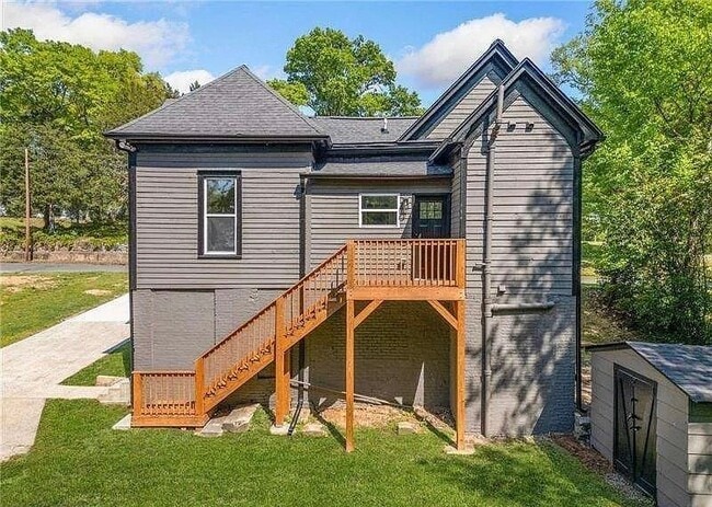 Photo - 208 Highland Ave