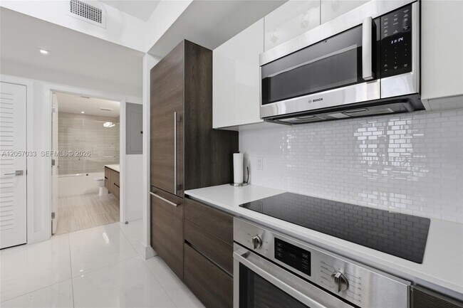 Photo - 301 Altara Ave Unit 520