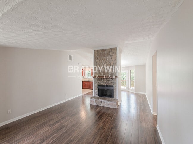 Photo - 7272 Indian Hill Trail