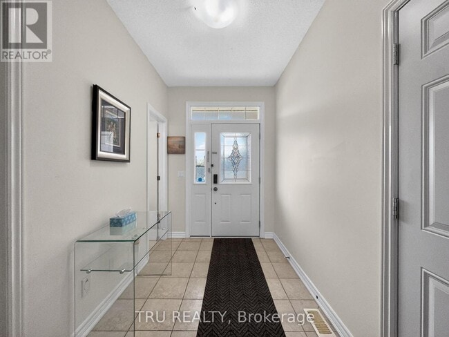Photo - 200 Celtic Ridge Crescent