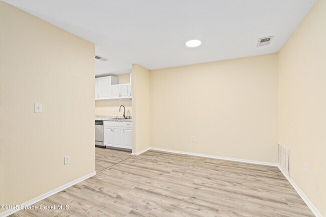 Photo - 225 S Tropical Trail Unit 808