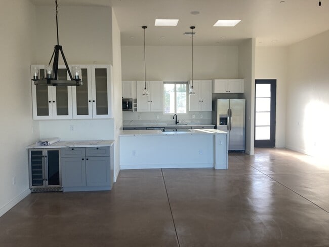 Photo - 5730 N Williams Dr