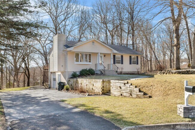 Photo - 3 Fredrick Dr