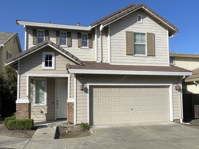 1827 Bella Lago Dr - 1827 Bella Lago Dr House