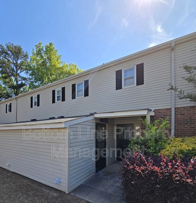 Building Photo - 5949 Quail Hollow Rd