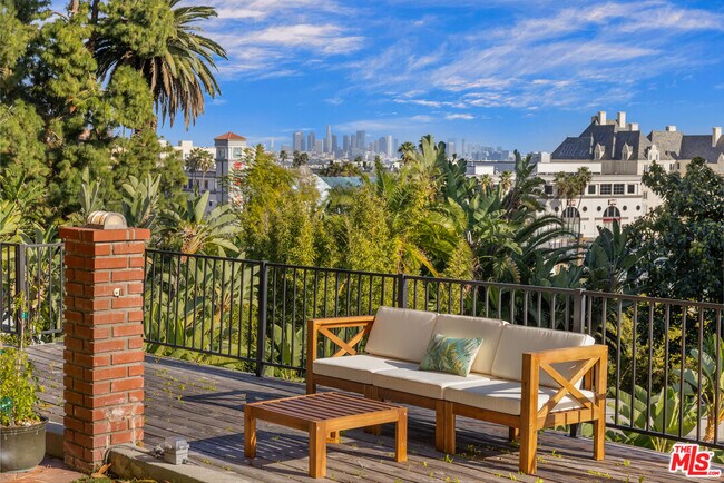 Photo - 8221 Monteel Rd