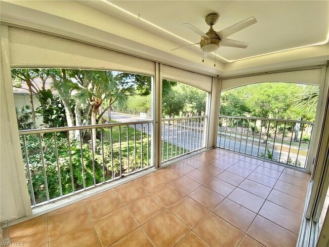 Photo - 1096 Woodshire Ln
