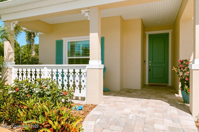 Photo - 1398 Tullagee Ave