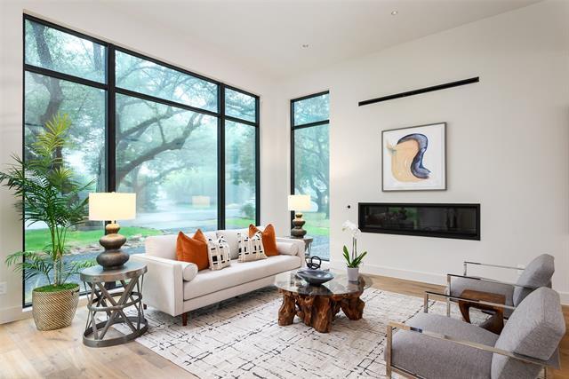 Photo - 5023 Lilac Ln