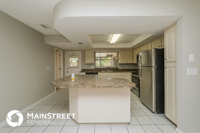 Photo - 3103 Apricot St