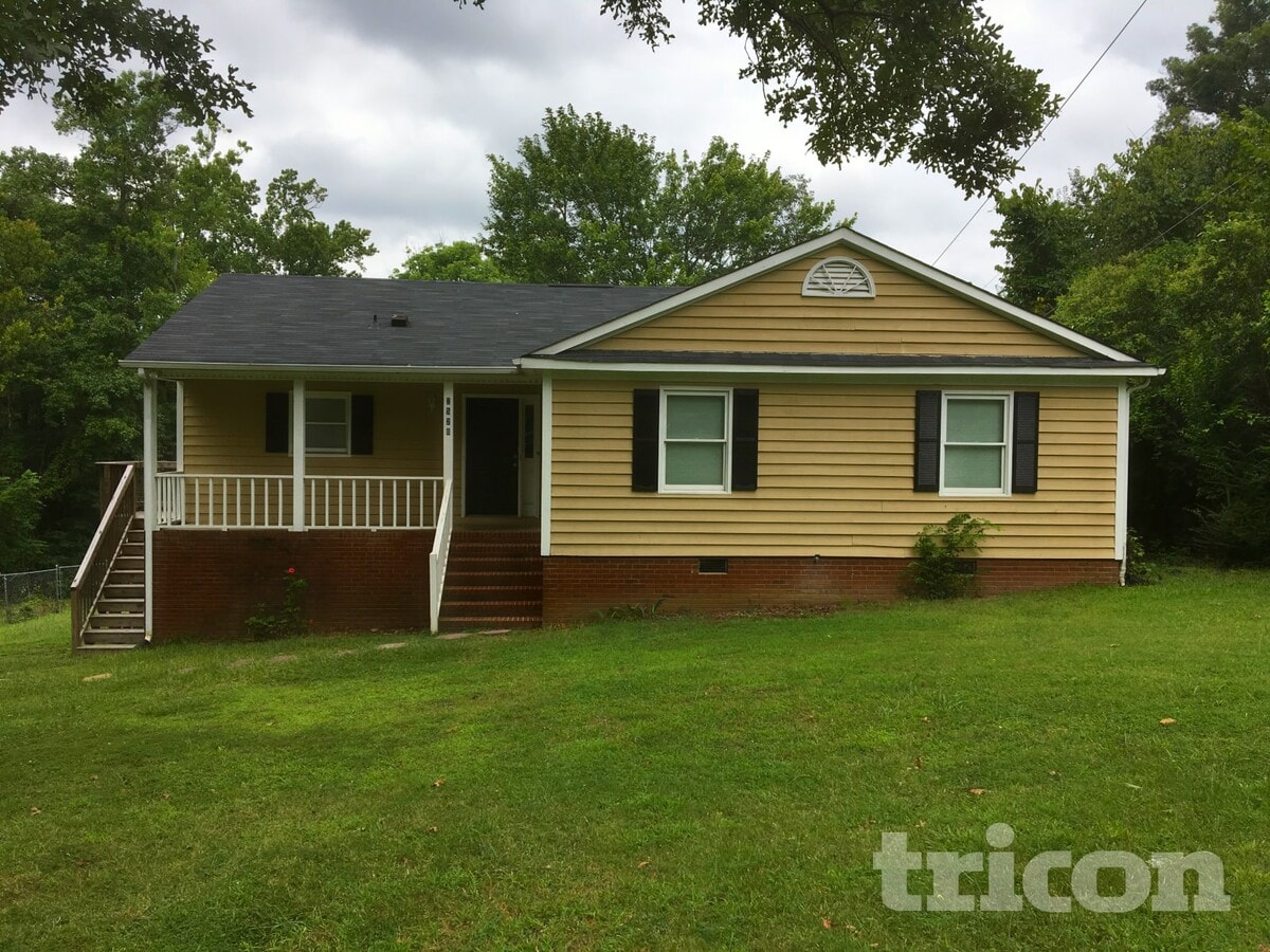 Photo - 2528 Burkholder Rd