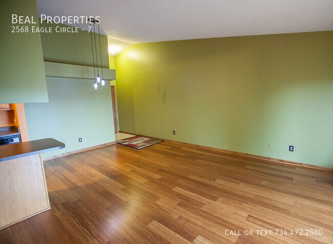 Photo - 2568 Eagles Cir Unidad 7