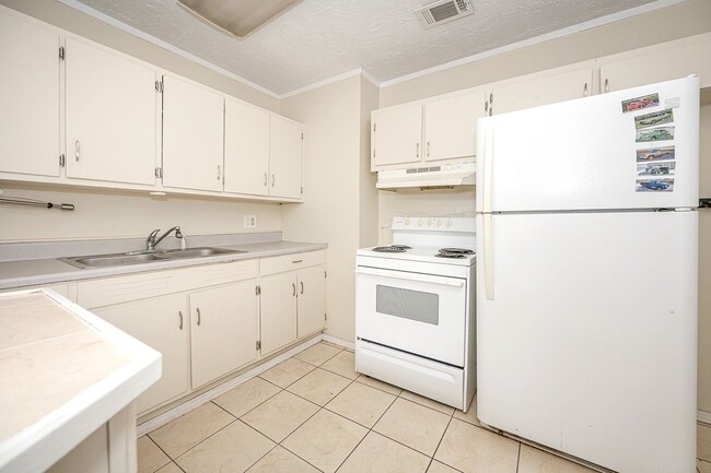 Photo - For Rent – 3 Bedroom, 1 Bath Home in Pasca...